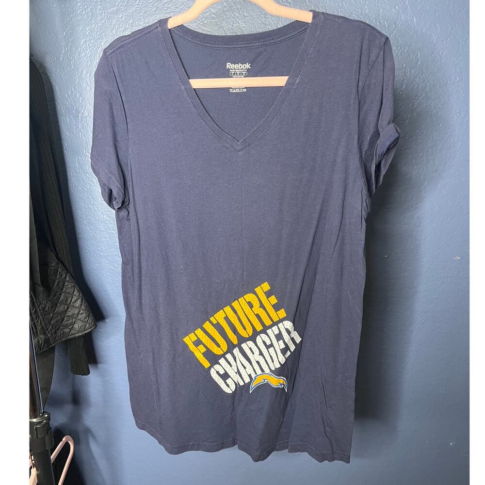 Reebok Football “Future Charger” Graphic navy blue v-neck Tee Maternity Size L